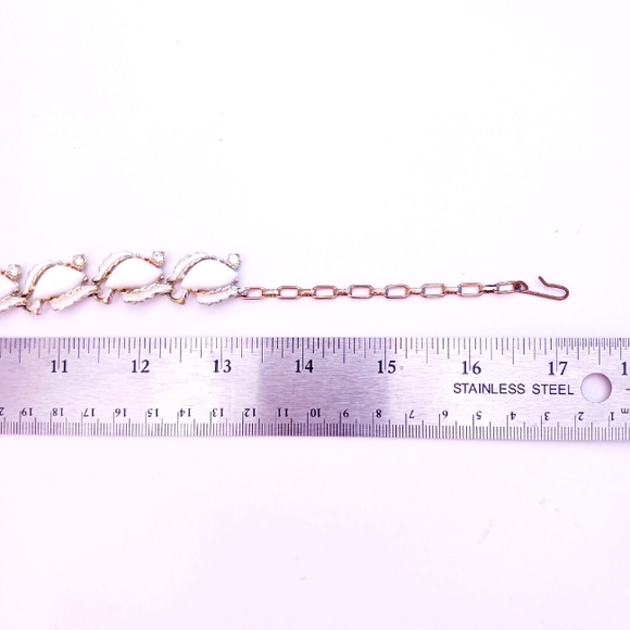 VINTAGE NECKLACE white thermoset silvertone rhinestones Mid-century 16" length - Picture 11 of 11